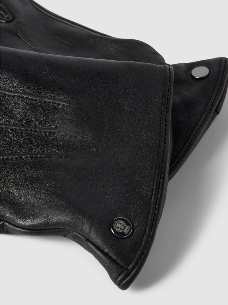 Handschuhe aus Leder mit Ziernähten in schwarz