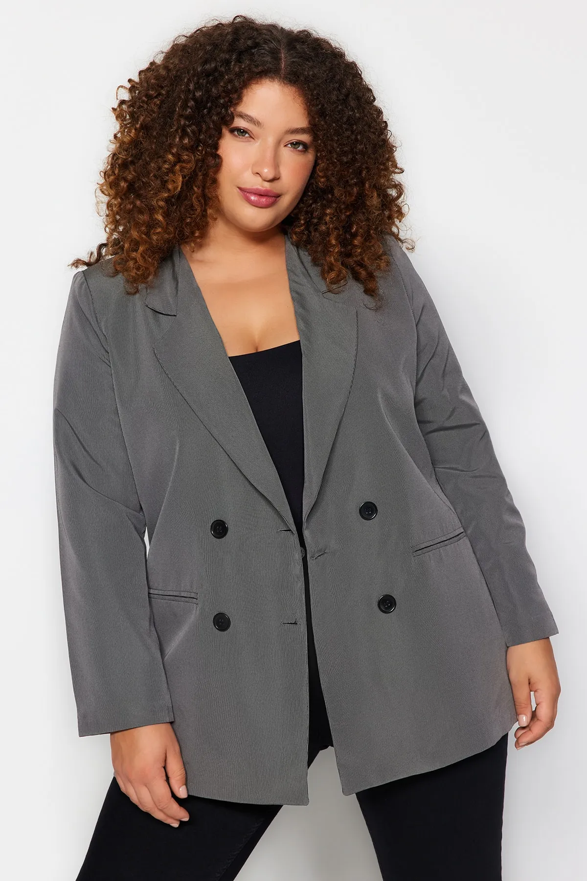 Trendyol Curve  Graue, zweireihige Blazerjacke mit Futter und Verschluss TBBAW24AG00003