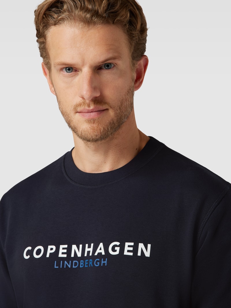 Sweatshirt mit Label-Print in marineblau