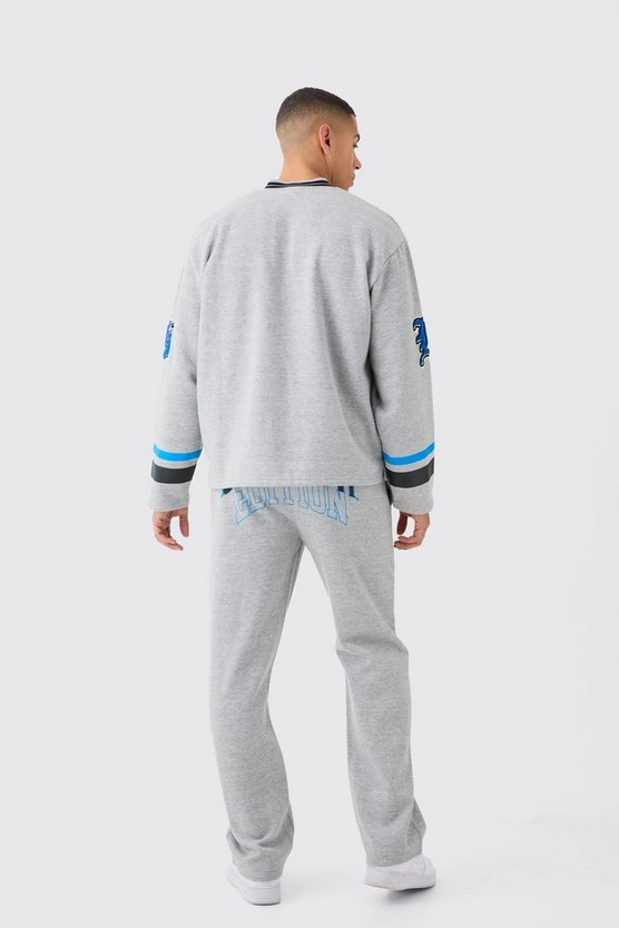 Oversize Sweatshirt-Trainingsanzug mit V-Ausschnitt und Applikation
