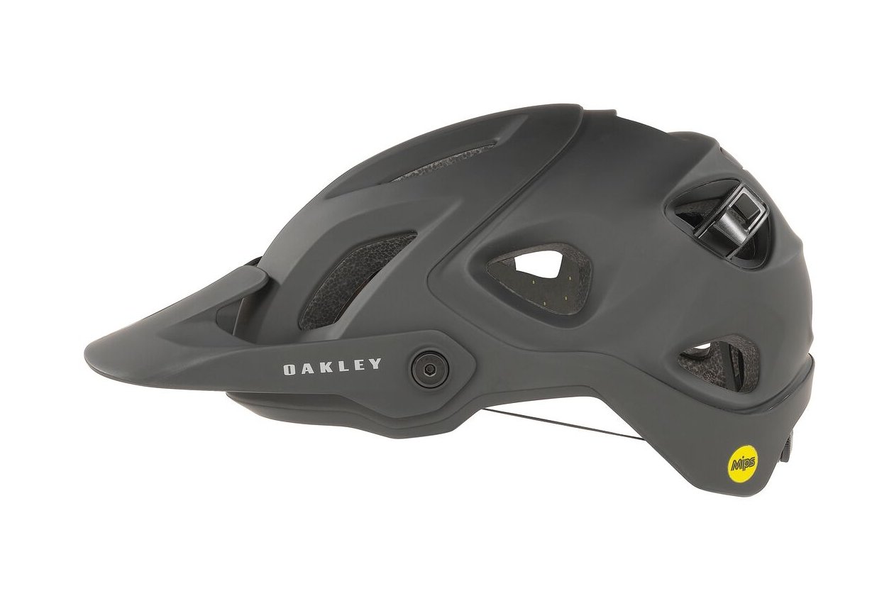 Oakley DRT5
