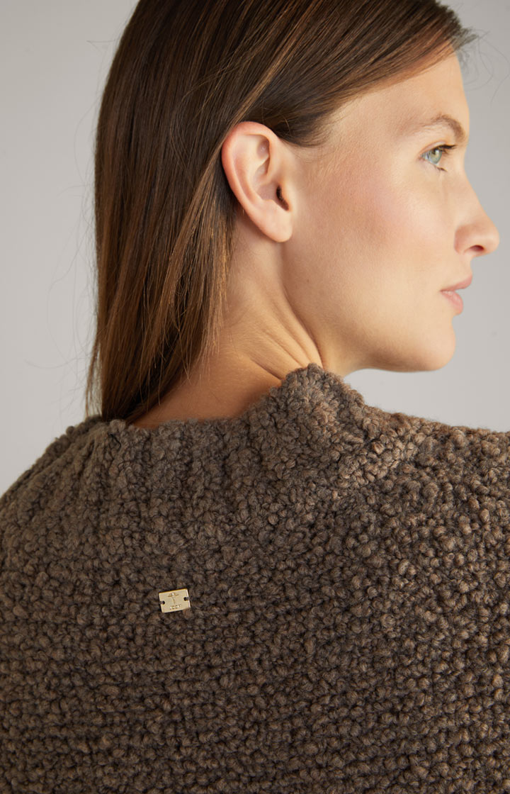 Pullover in Braun