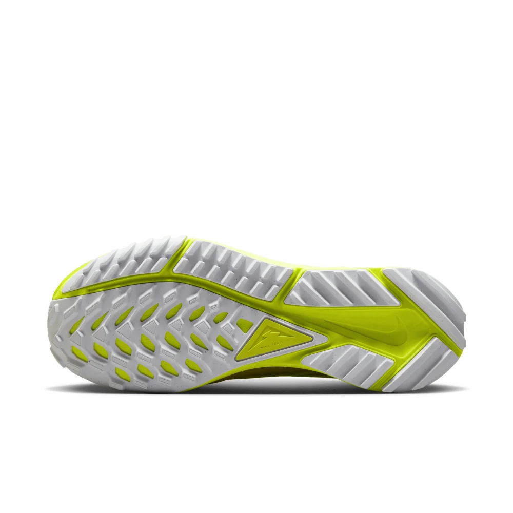 Nike React Pegasus Trail 4 DJ6159-701 / gelb
