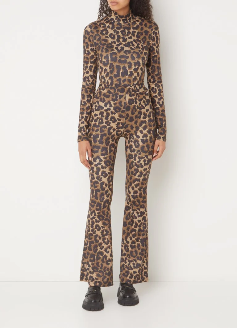 Színes, magas derekú, bő szabású Rebel Leopard leggings leopárdmintával