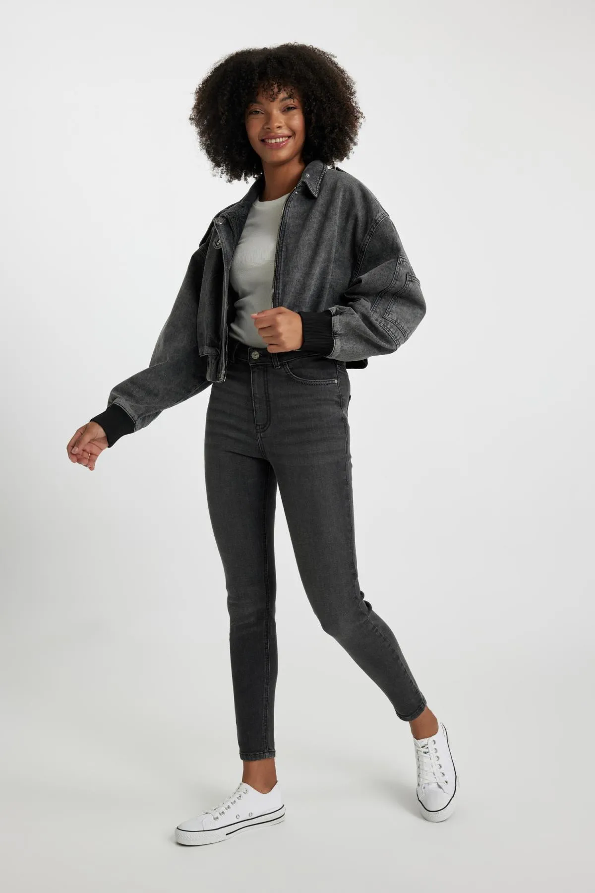 DeFacto  Skinny Fit Jeans mit hohem Bund und Röhrenjeans - Anna A6994ax23wn