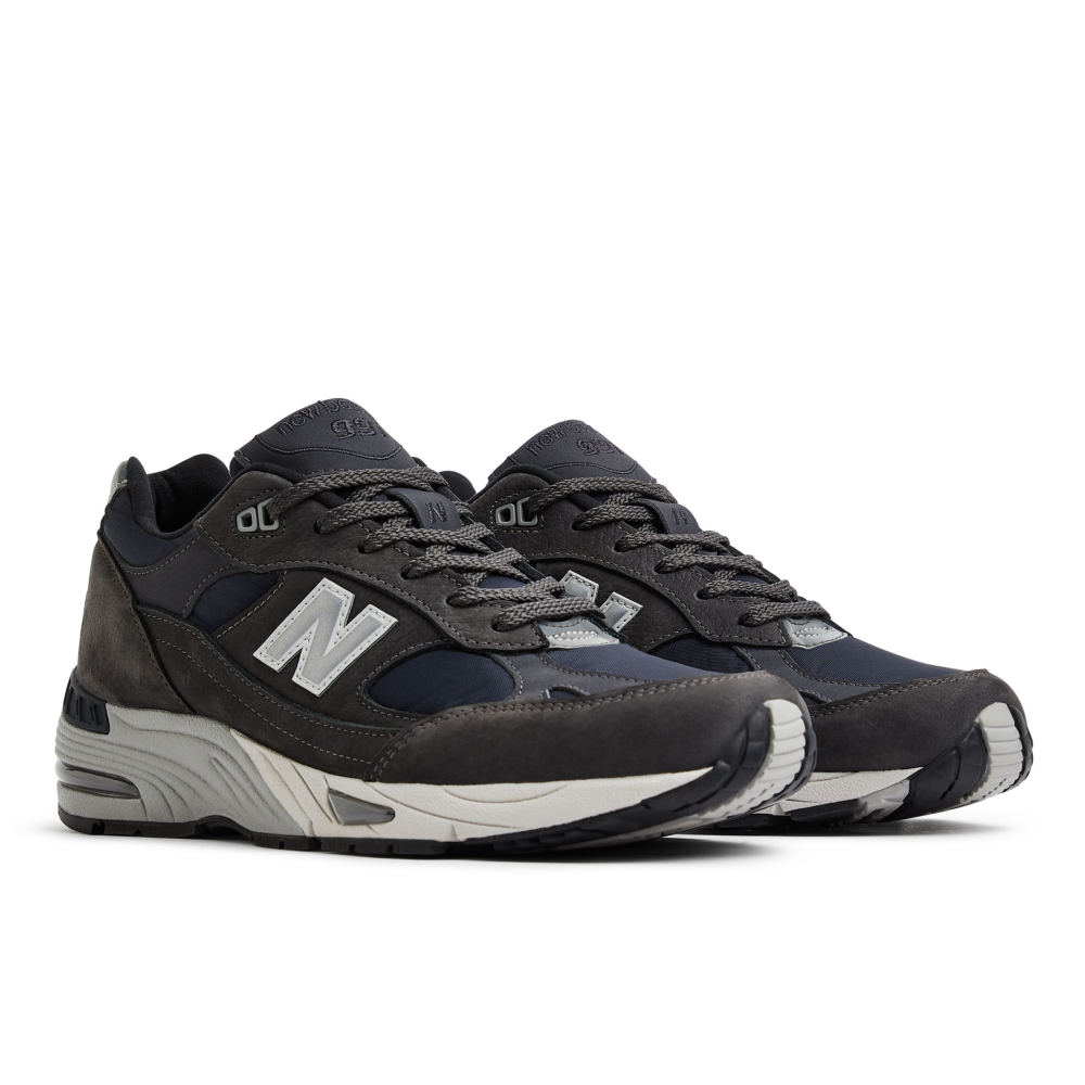 New Balance 991v1 Vulcan - Made in UK M991DGG / grau