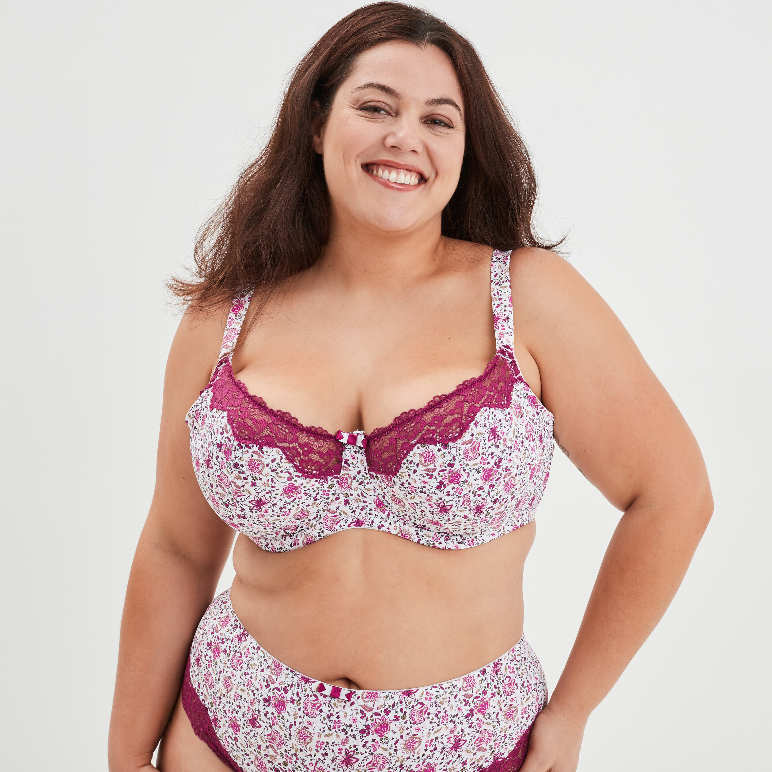 Soutien-gorge corbeille microfibre beige femme grande taille | La Halle