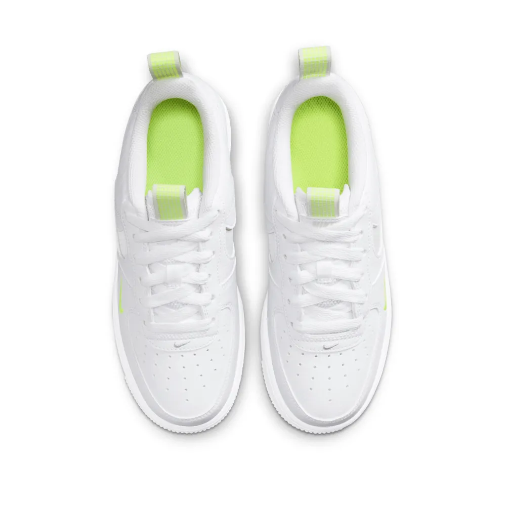 Nike Air Force 1 LV8 HF0095-100 / weiss