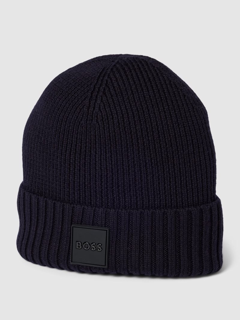 Beanie mit Label-Patch Modell 'Fati' in marineblau