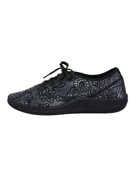 Schnürschuh
