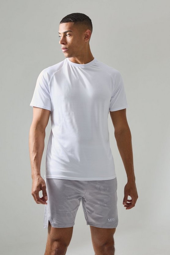 Man Active Lightweight Essentials Gym Raglan T-Shirt
