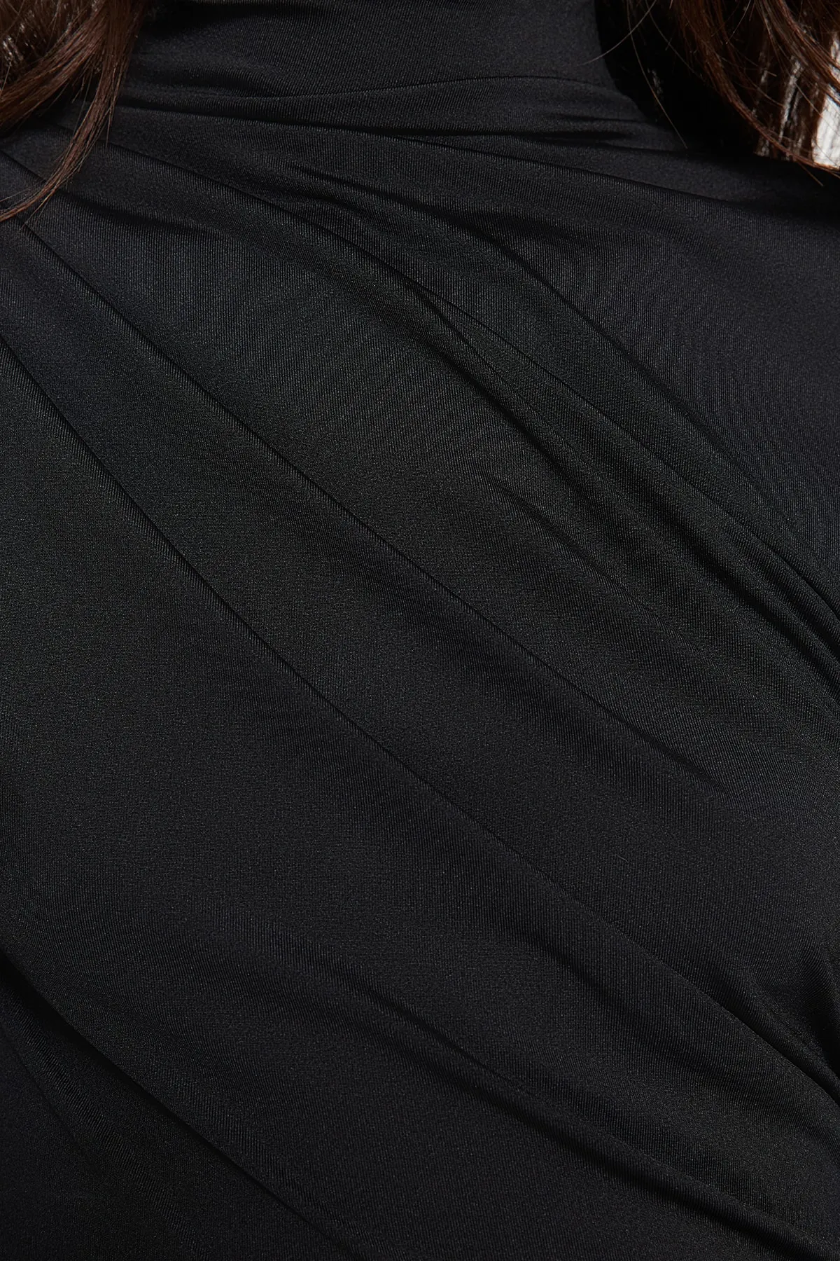 Trendyol Collection  Schwarzer Stretch-Strickbody mit Stehkragen und Druckknöpfen, gerafftem Detail TWOAW24BD00014