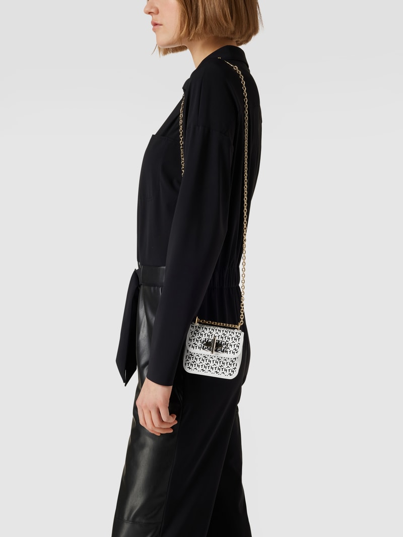 Micro Bag mit Allover-Label in weiß