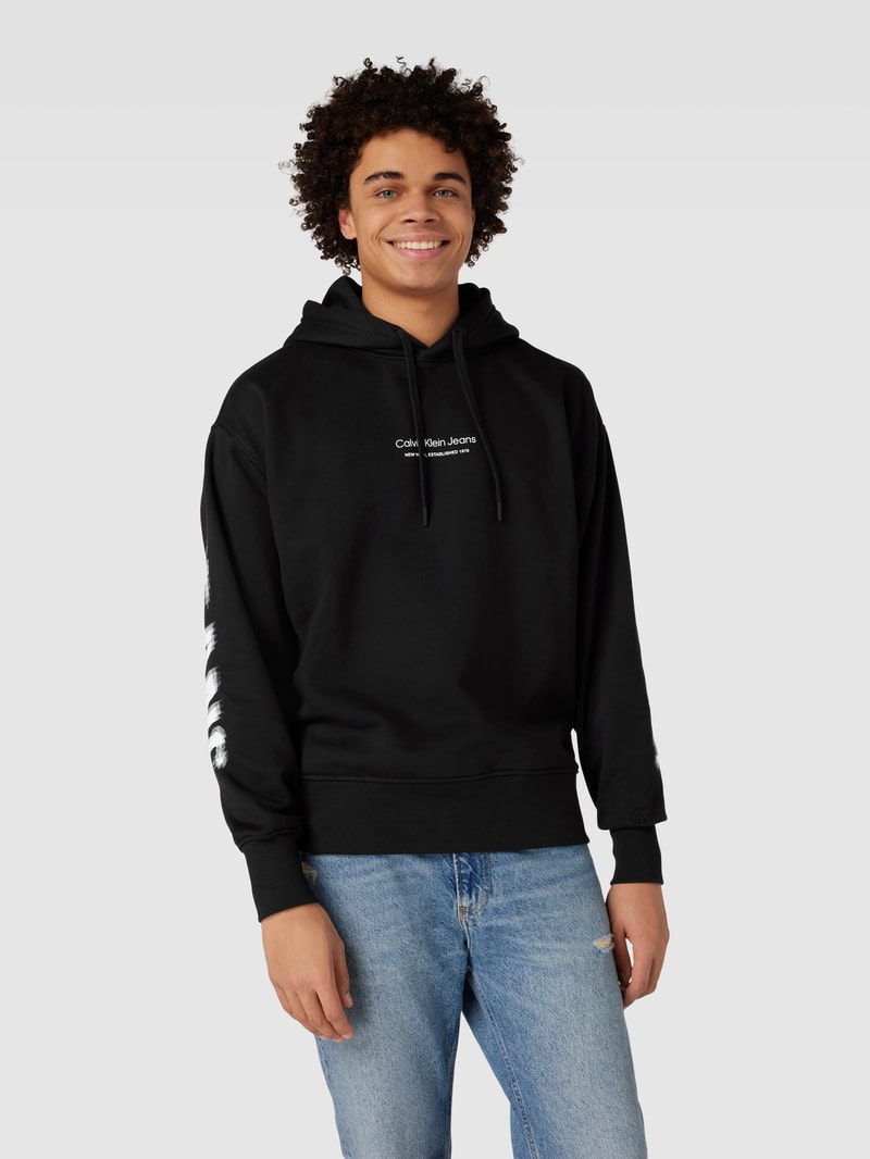 Hoodie mit Label-Detail in black