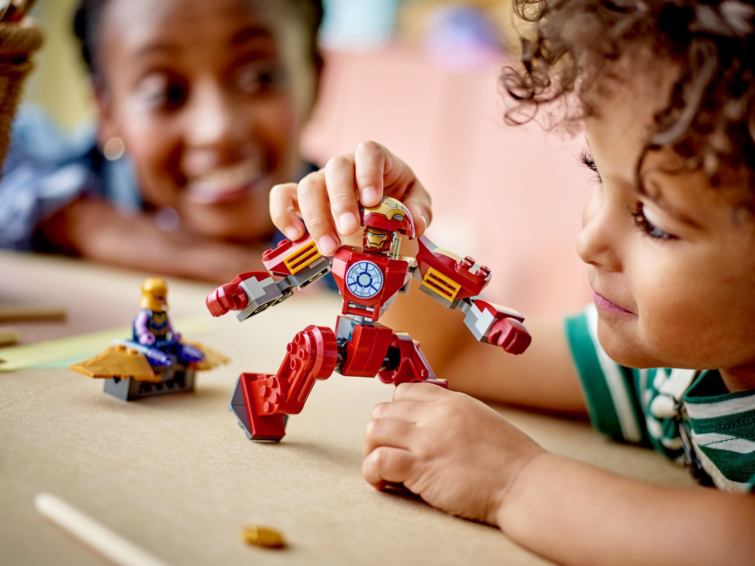Iron Man Hulkbuster vs. Thanos  76263