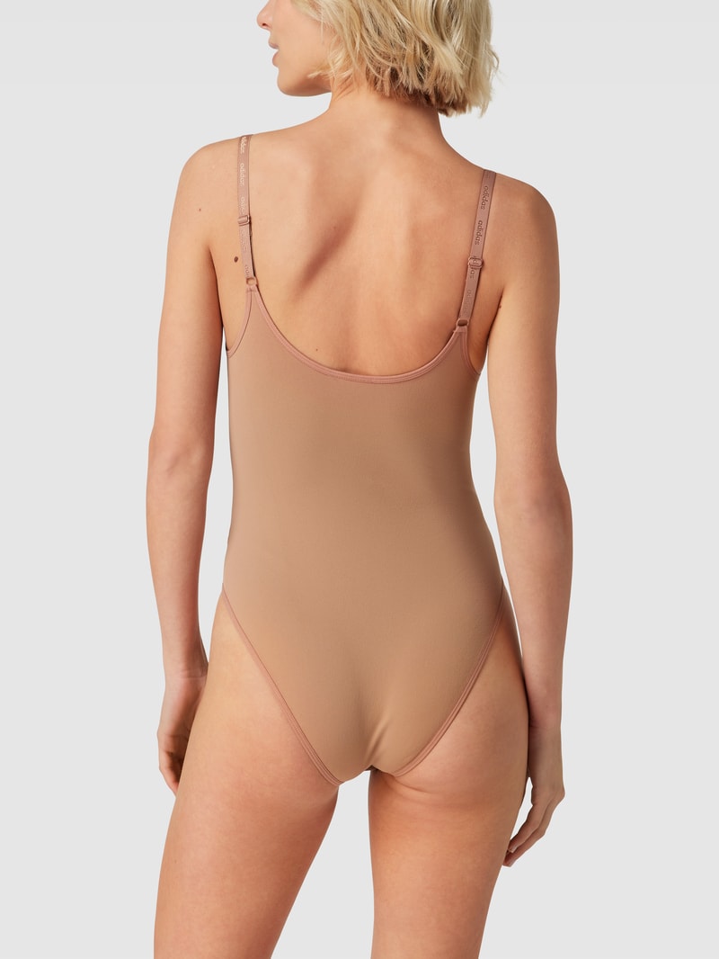 Body mit Label-Print in hellbraun