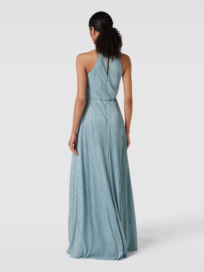 Abendkleid mit Strukturmuster in schilf