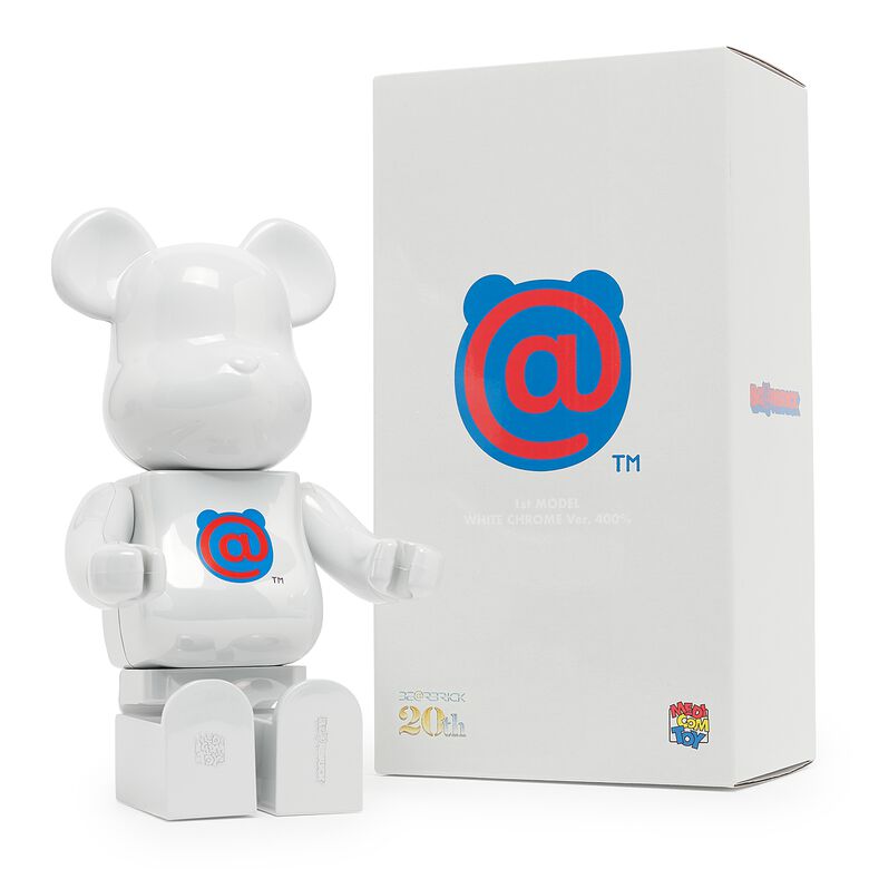 Medicom Bearbrick 1st Model White Chrome 400% white