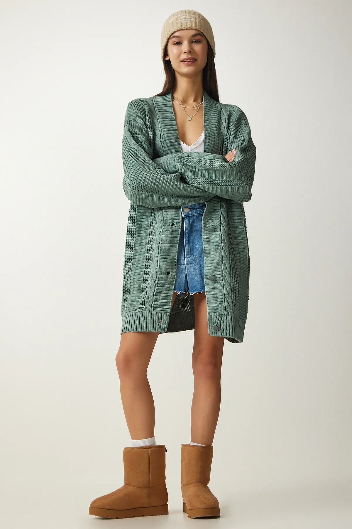 Happiness İstanbul  Grüner Oversize-Strick-Cardigan mit Ballonärmeln für Damen DD01033