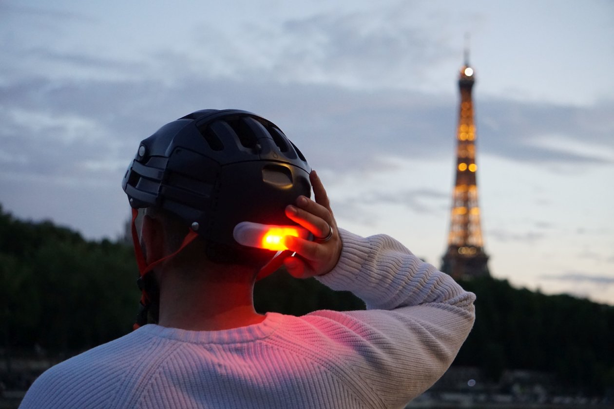 OVERADE Blinxi Light Helmlicht mit Blinkfunktion