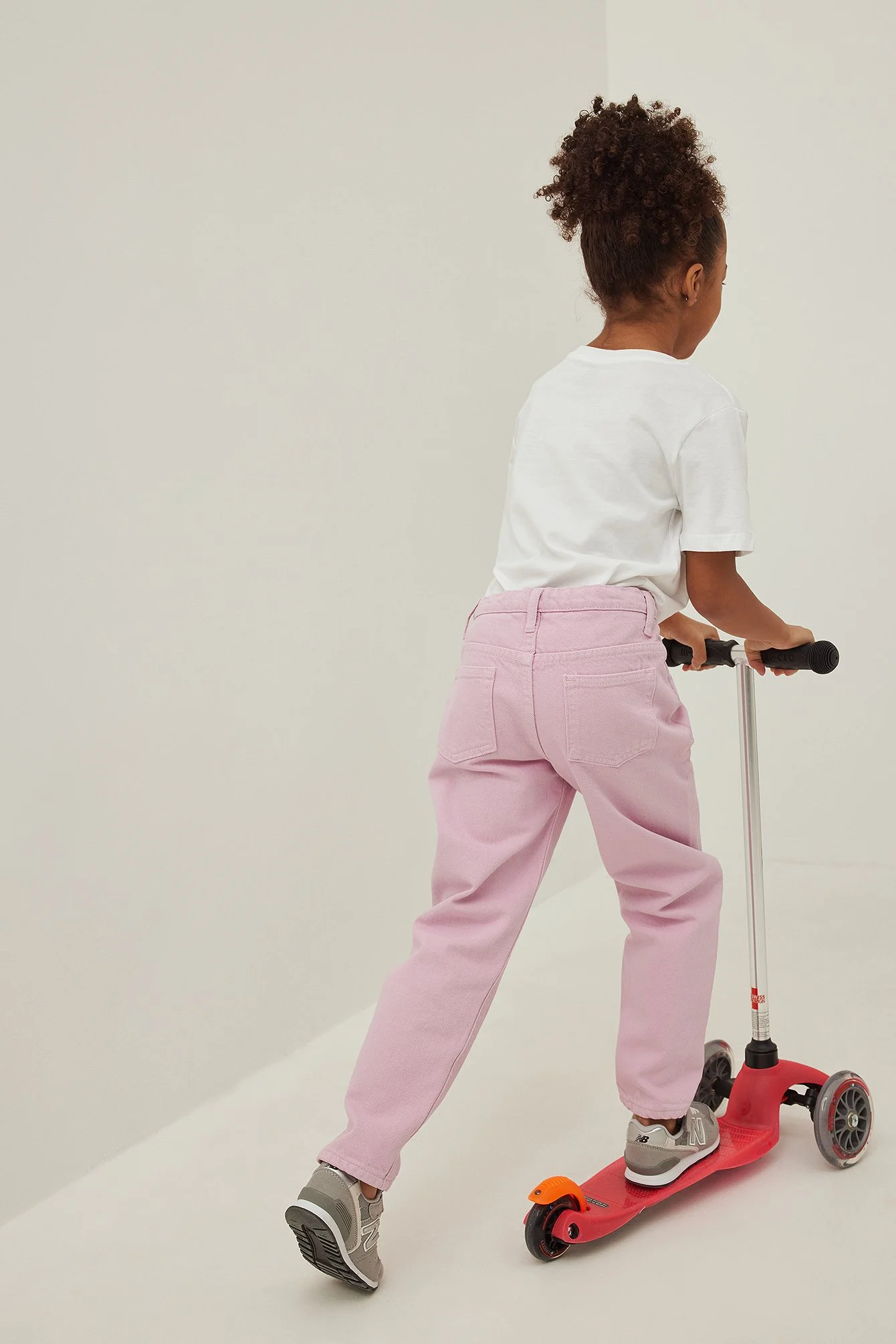 Mom Jeans mit hoher Taille