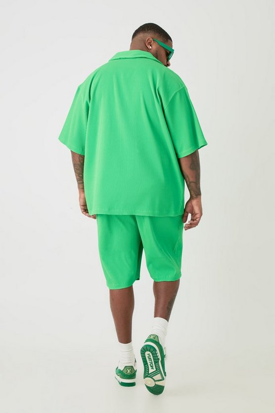 Plus kurzärmliges Hemd & Shorts in Grün