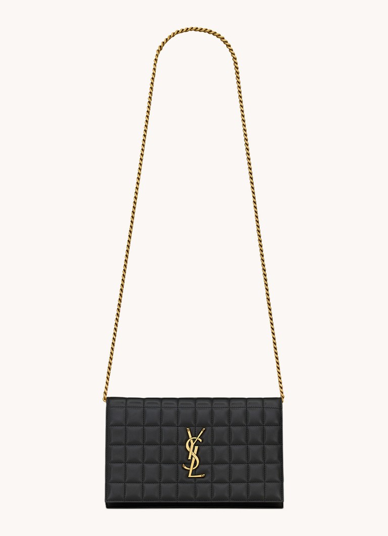 Geantă Saint Laurent Cassandre din piele de miel matlasată, cu curea de umăr.