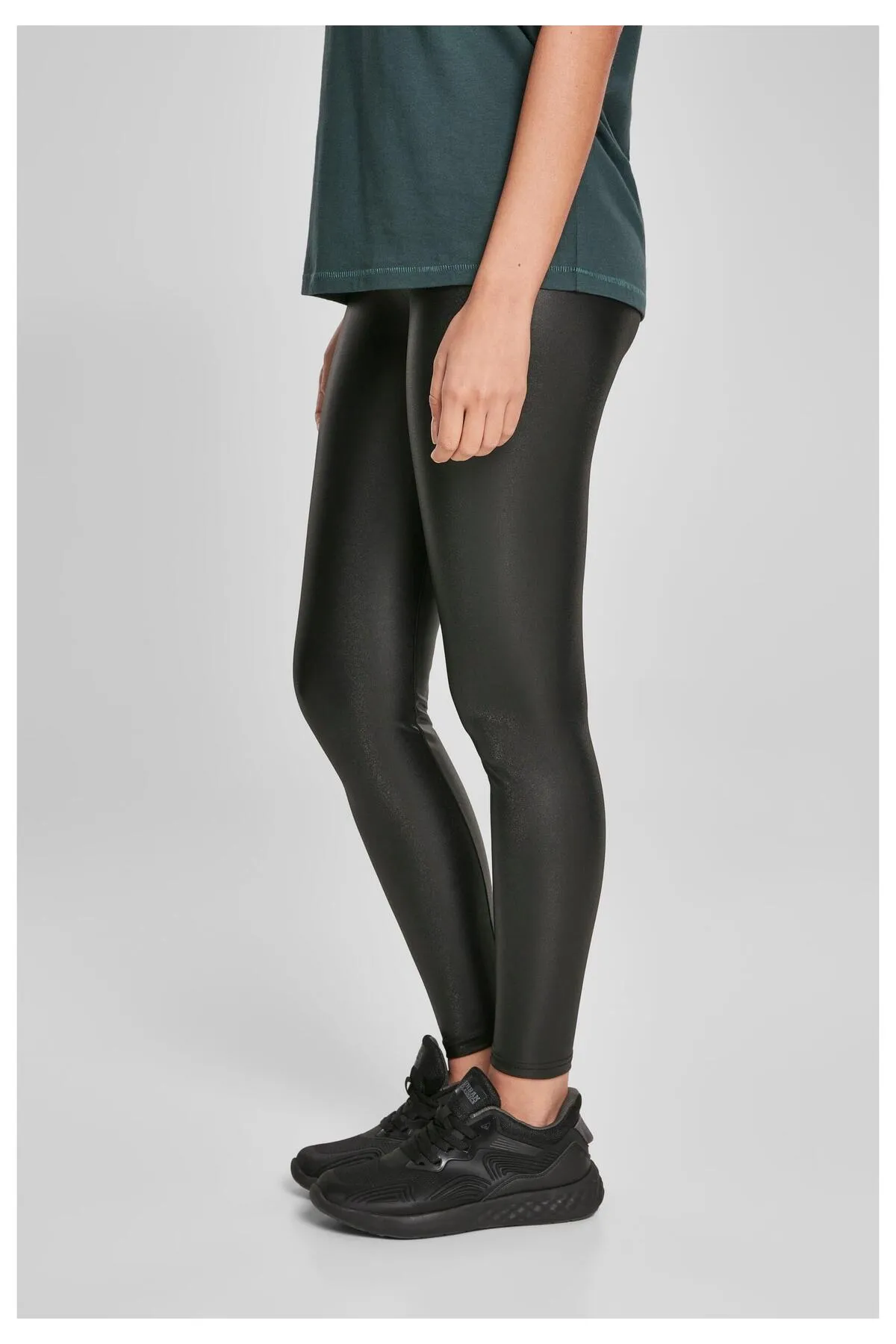 Urban Classics  Damen Leggings aus Kunstleder mit hoher Taille, 2er-Pack