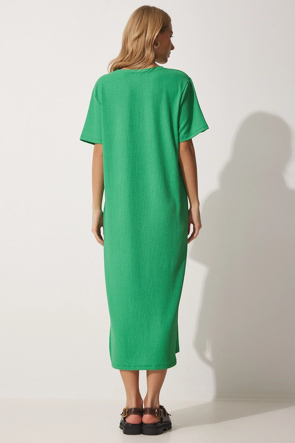 Happiness İstanbul  Grünes, lockeres, langes, tägliches Sommer-Strickkleid für Damen DZ00076