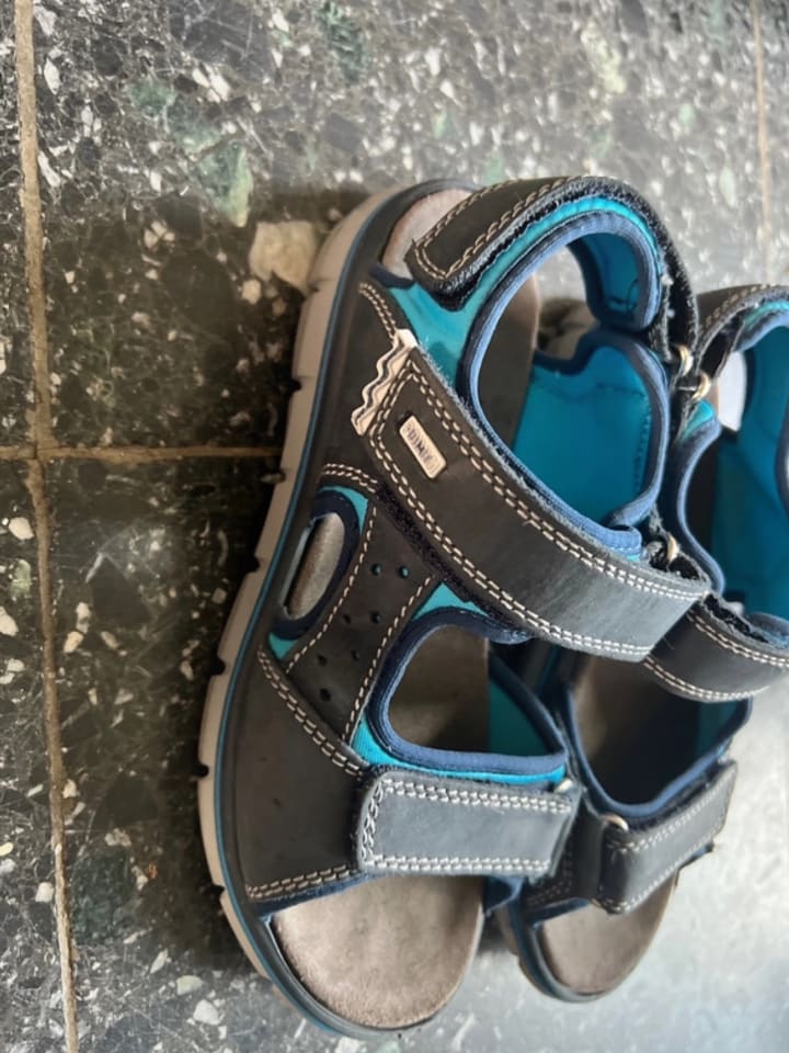 Primigi Leder-Sandalen in Dunkelblau günstig kaufen 35
