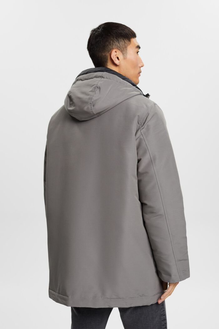 Daunenjacke mit Kapuze