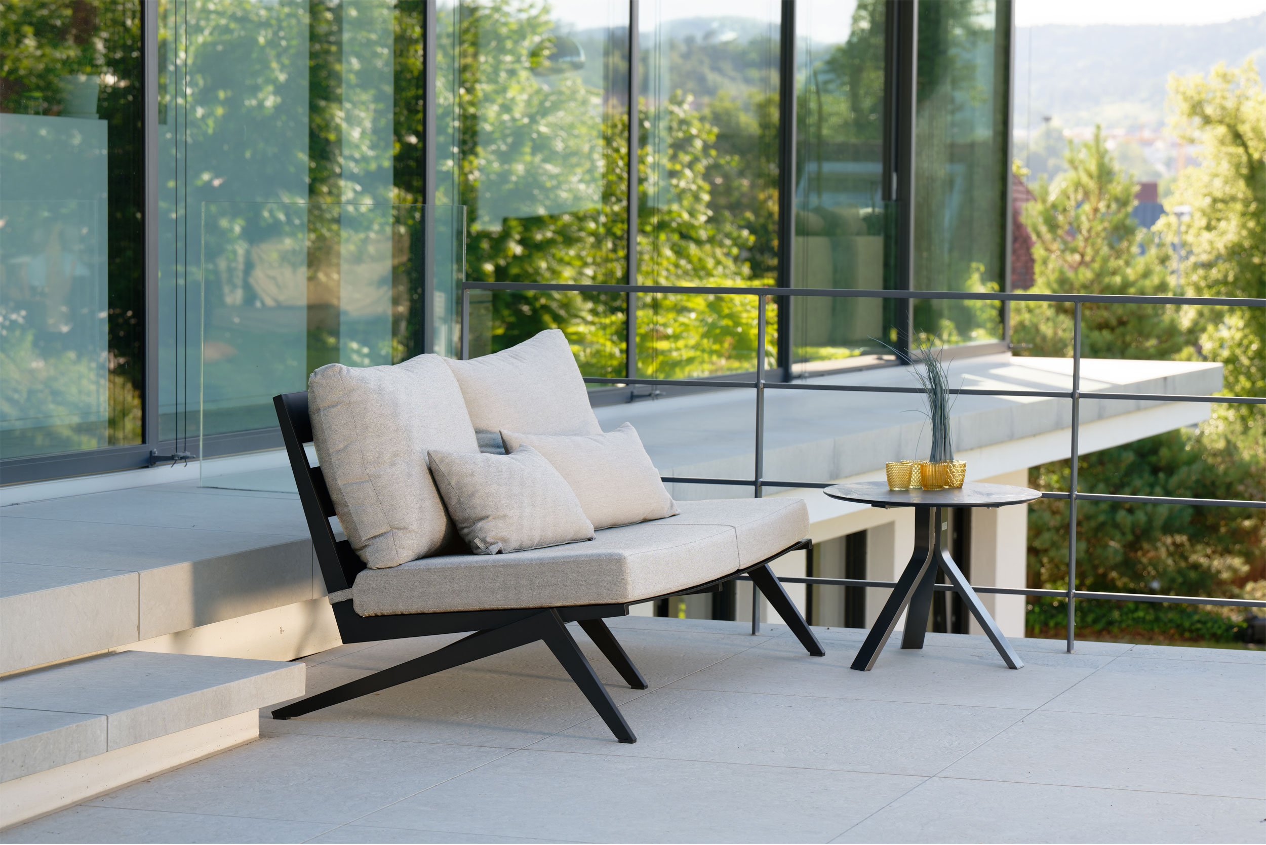 STERN2-Sitzer Lounge-Sofa