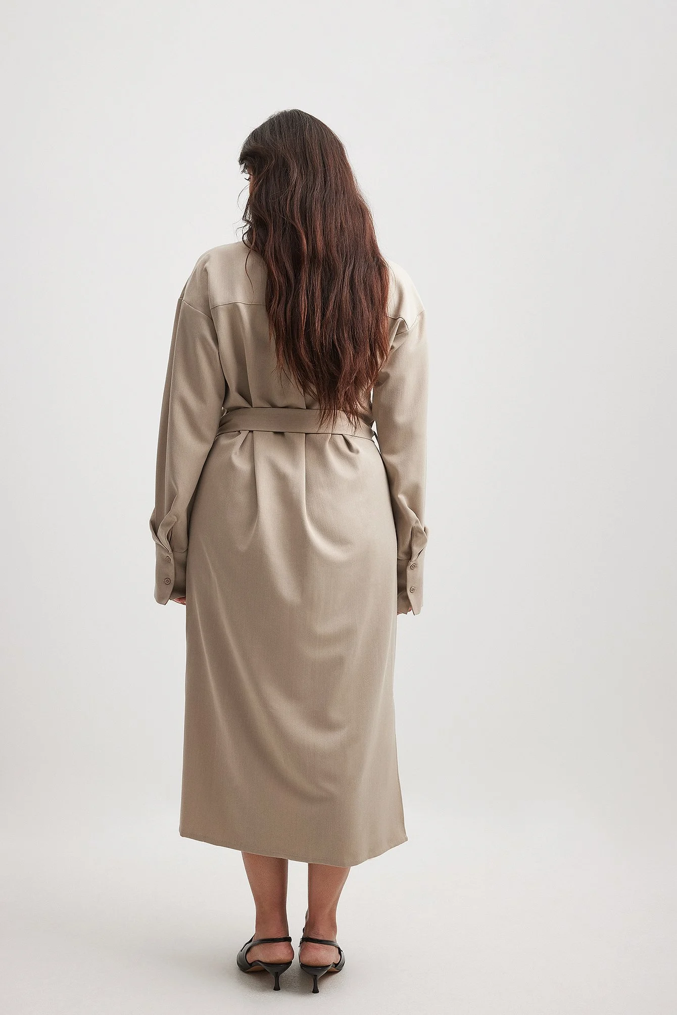 Midi-Hemdkleid mit Gürtel