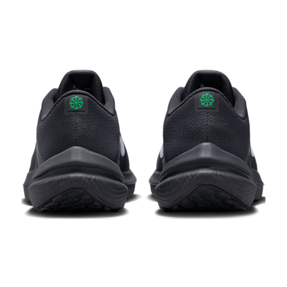 Nike Air Winflo 10 DV4022-004 / schwarz