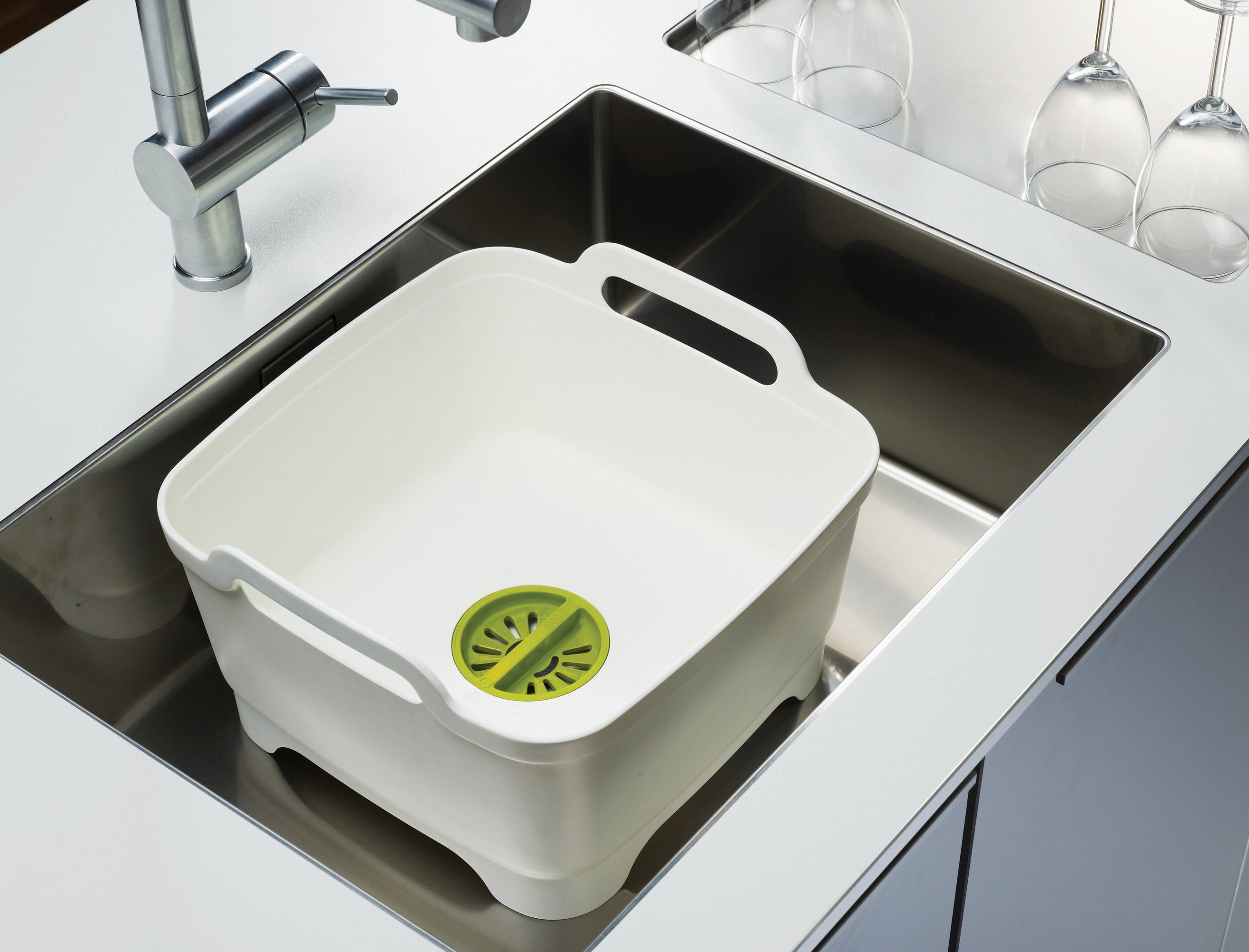 Joseph Joseph Waschschüssel Wash & Drain, Spüleinsatz, ideal für kleine Küchen, Kunststoff