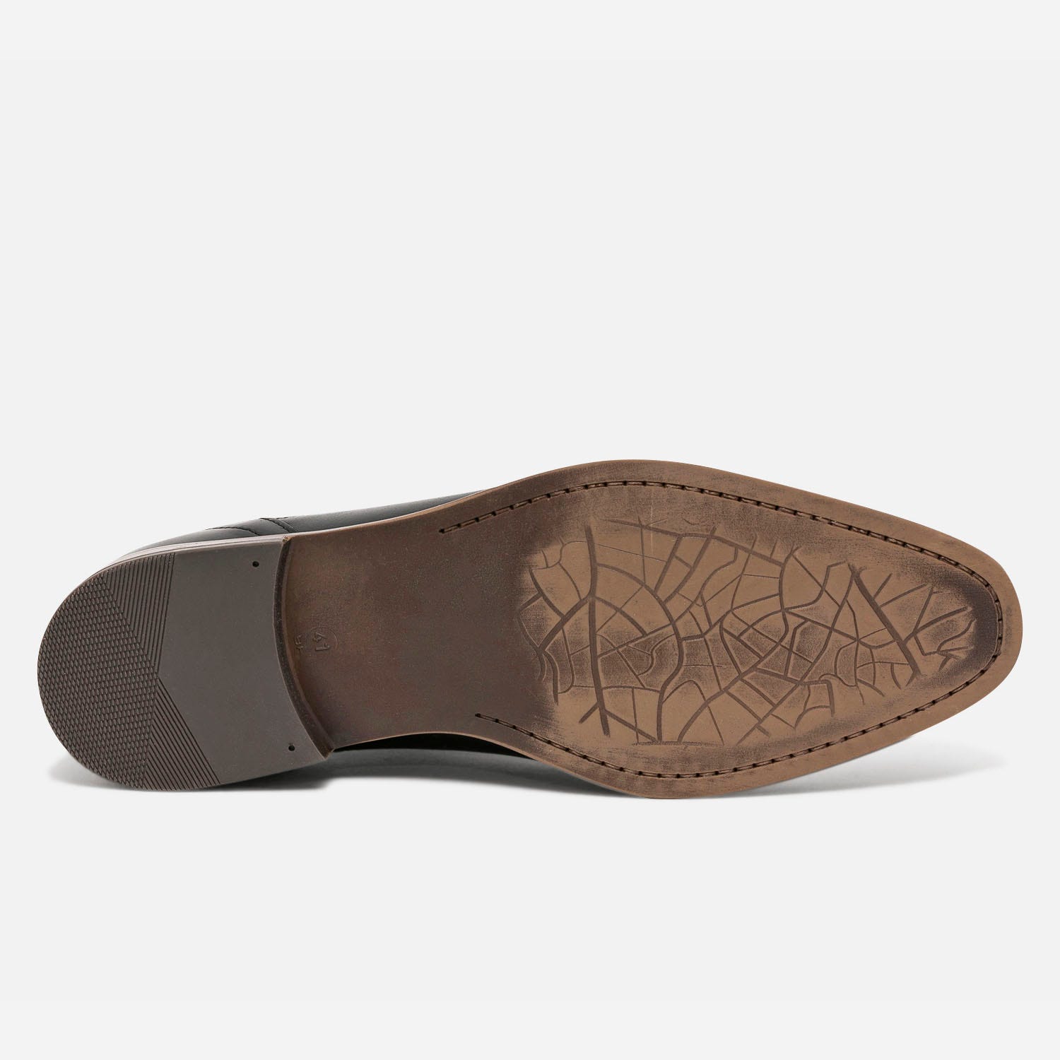 Richelieu noir en cuir éco-conçu