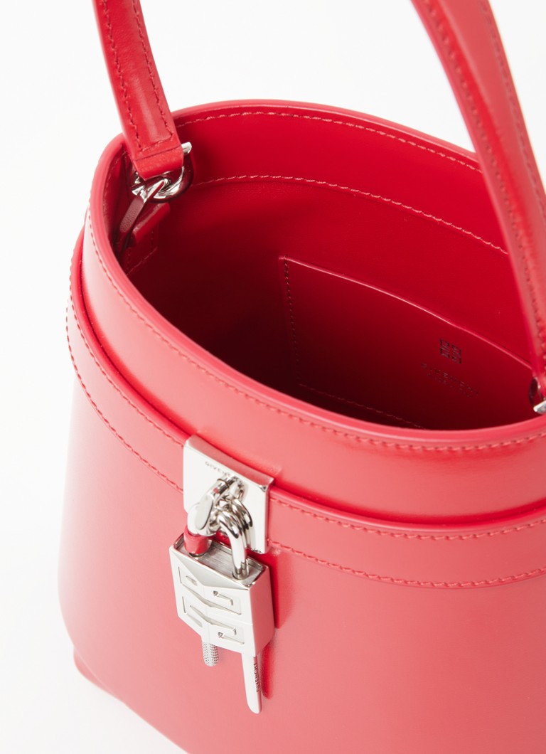 Torebka typu bucket Givenchy Shark Lock ze skóry cielęcej z odpinanym paskiem na ramię.