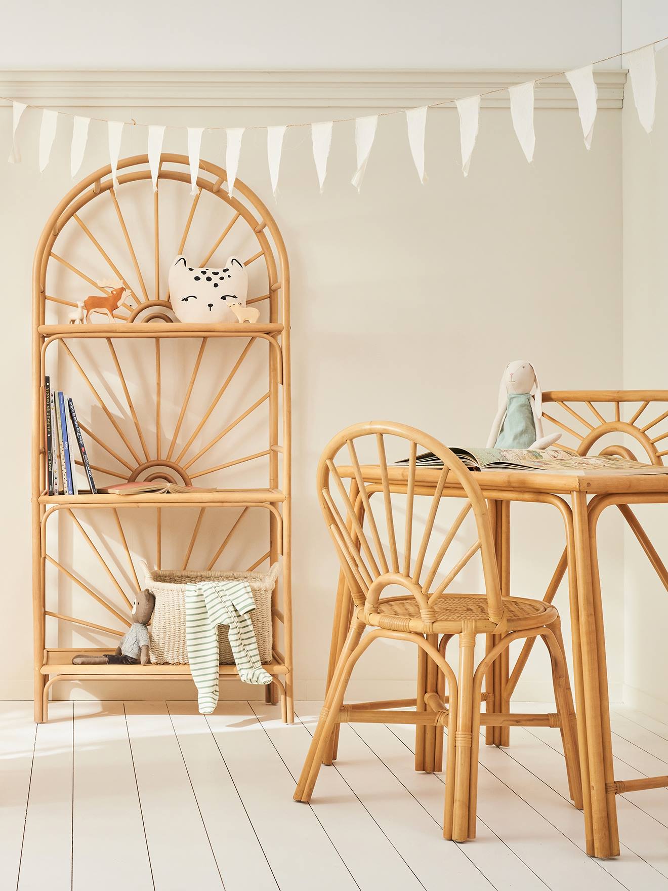 Vertbaudet Kinderzimmer Regal mit 3 Böden, Rattan BOHO - natur/sonnenform