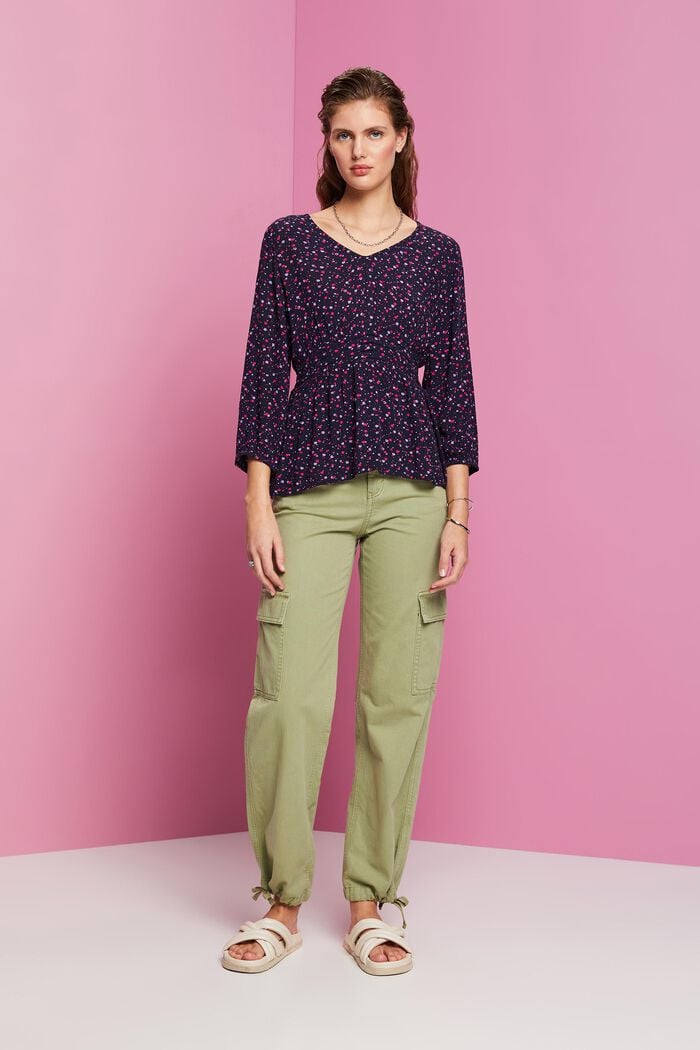Bluse mit Schößchen