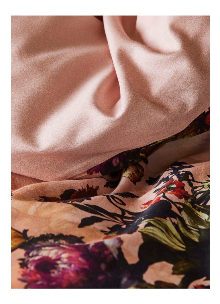 Housse de couette Essenza Karli en satin de coton 215 fils/cm² - taies d'oreiller incluses