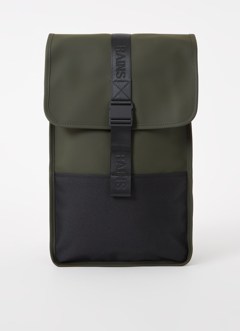Rucsac Rains Trail cu compartiment pentru laptop de 15 inch și strat hidrofug.