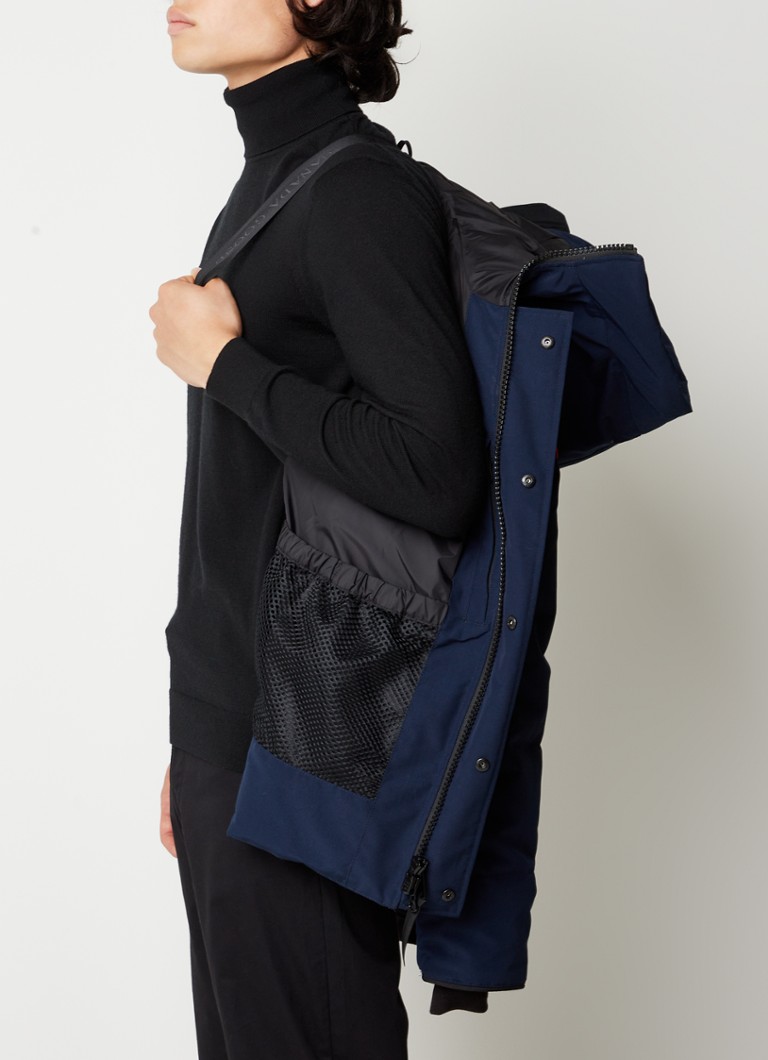Prešívaná parka Canada Goose MacMillan s páperovou výplňou a kapucňou