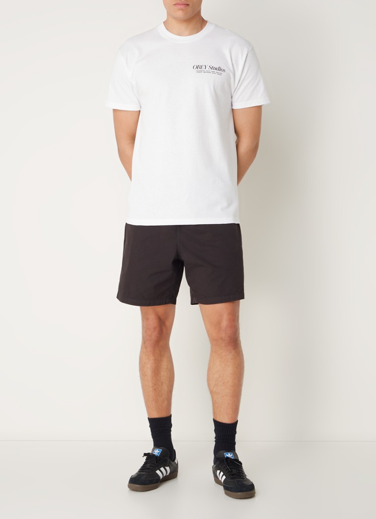 T-shirt Obey Visual Food con logo e stampa sul retro.