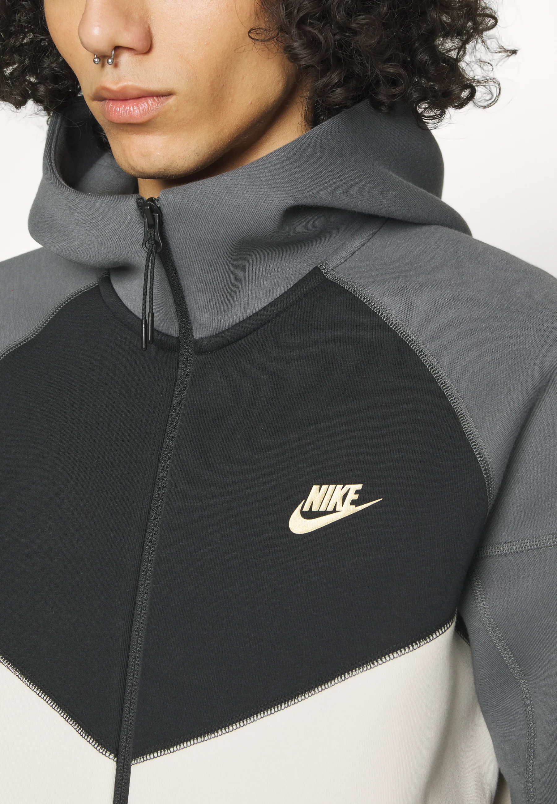 Nike Sportswear HOODIE - Sudadera con cremallera