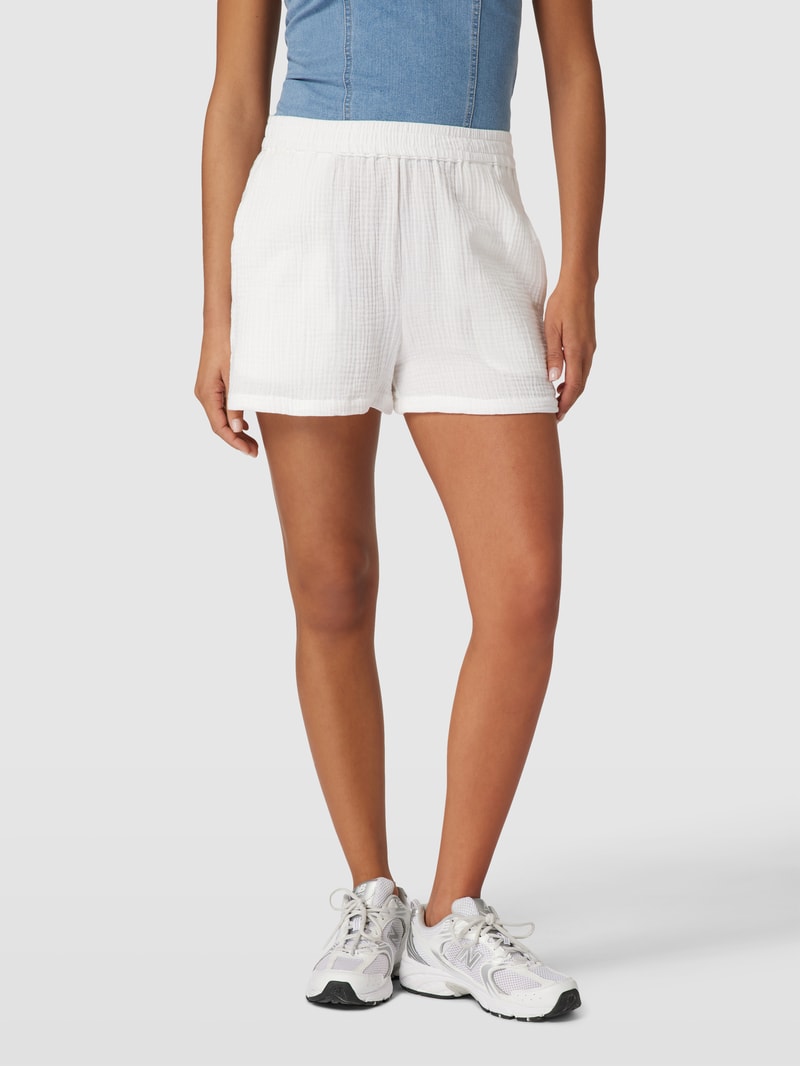 Shorts mit Strukturmuster in weiß