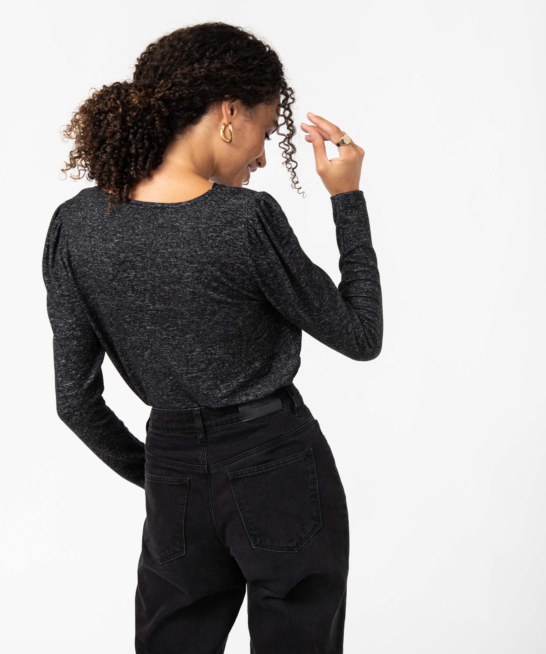 Tee-shirt à manches longues avec col V en dentelle femme noir | GEMO