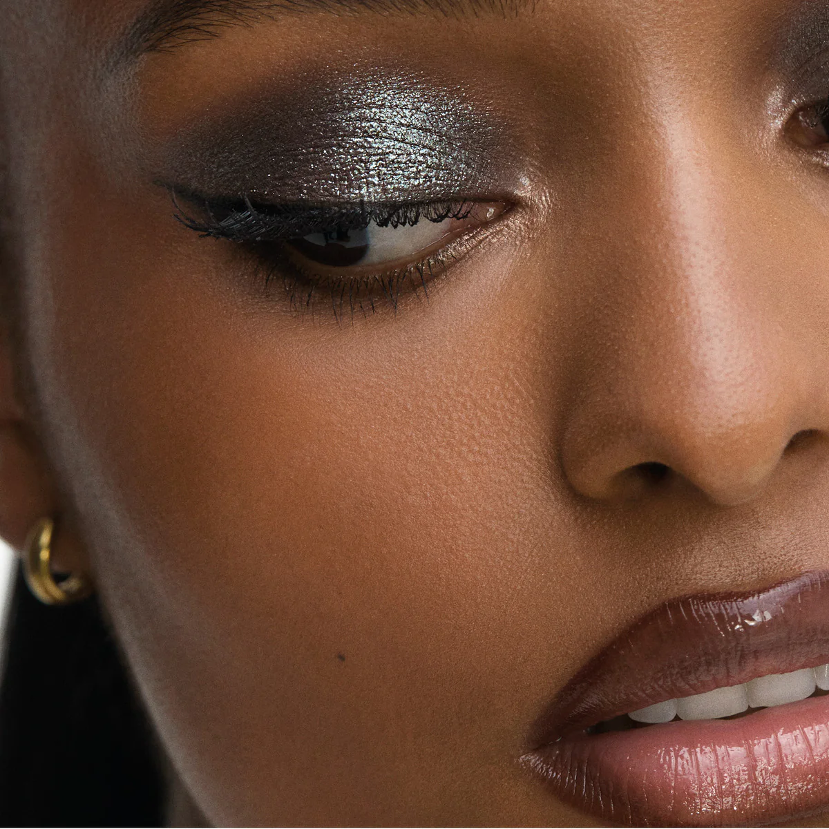 LIGHT VERTIGO Face - Compacte oogschaduw, highlighters en highlighters