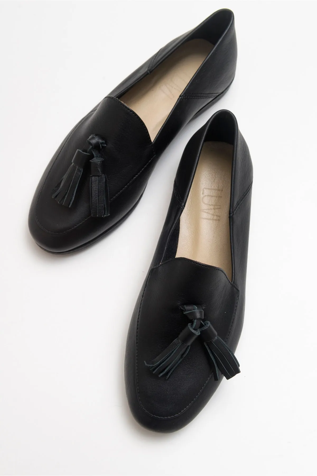 LuviShoes  F04 Schwarze Lederschuhe