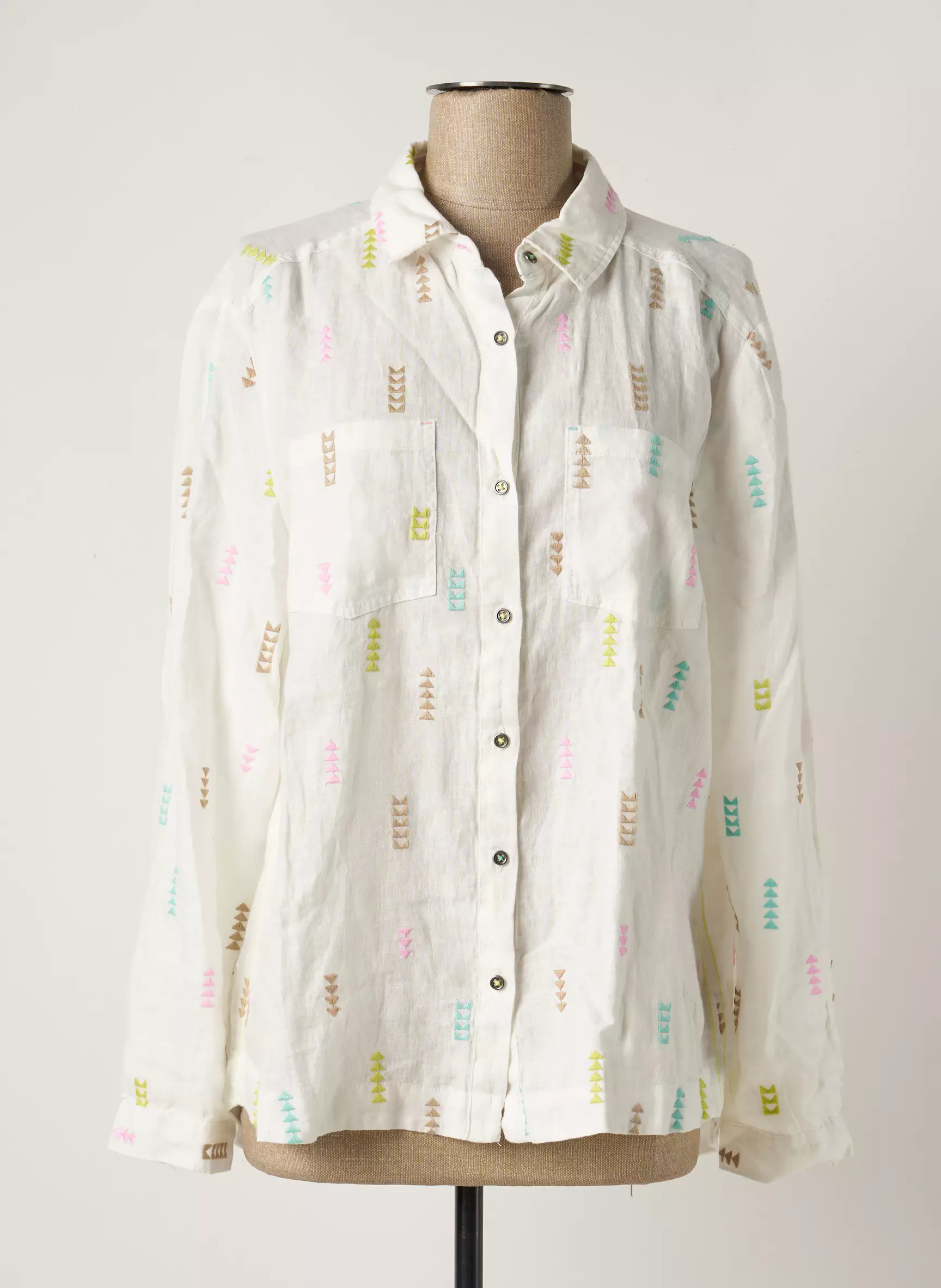 White Stuff Chemisiers Femme couleur blanc