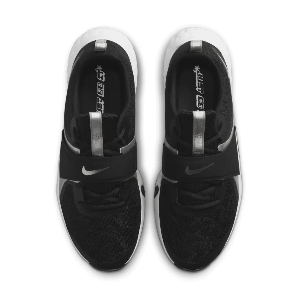 Nike Renew In Season TR 12 Premium DM0947-002 / schwarz